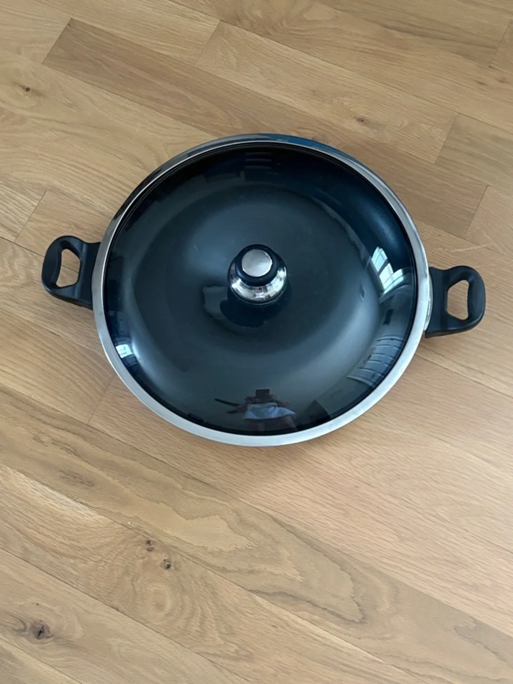 Ultrex Vantage XL Black Nonstick Saute Pan with Glass Lid